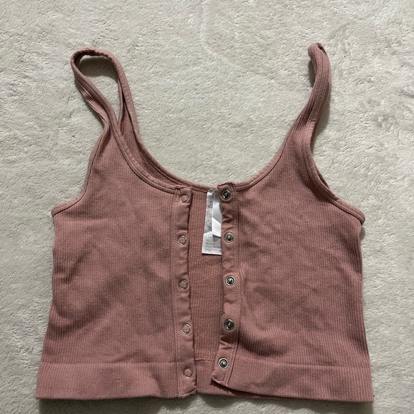 Pink Button-Up Ribbed Tank Top - Picture 2 of 2